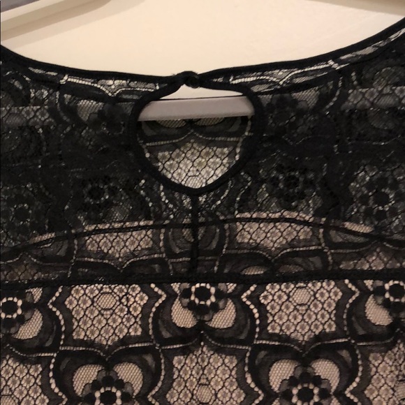 Max Studio lacy black top size M - Picture 5 of 6
